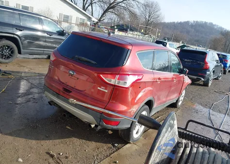 2015 Ford Escape Se z USA, uszkodzony, nr VIN 1FMCU0GX1FUC58111